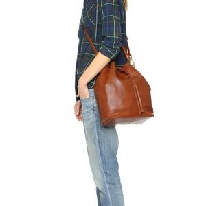 Madewell Lafayette Leather Bucket Bag - Cognac